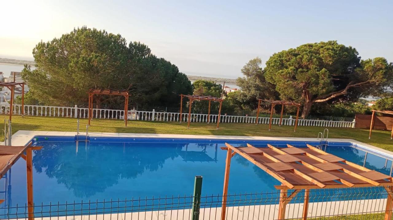 APARTAMENTO EN ROMPIDO con piscina, chiringuito y pistas Huelva Exterior foto