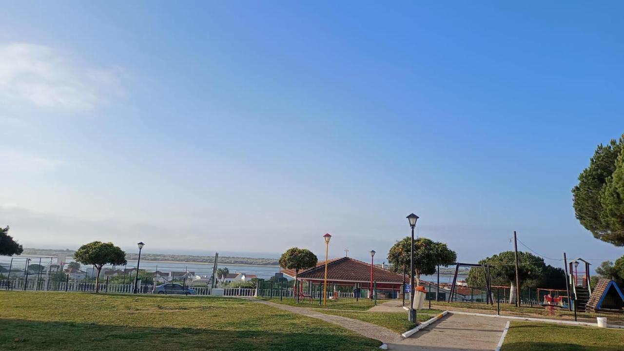 APARTAMENTO EN ROMPIDO con piscina, chiringuito y pistas Huelva Exterior foto